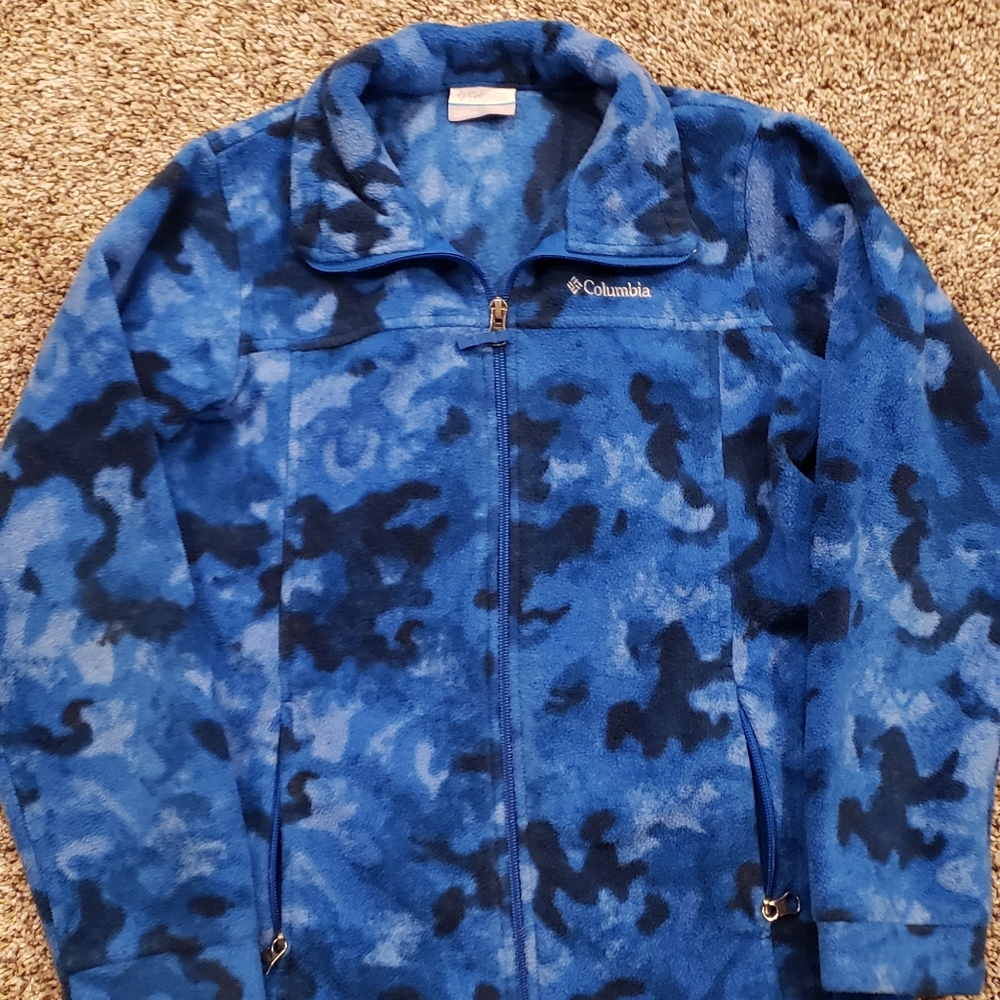 Columbia blue camo boys jacket